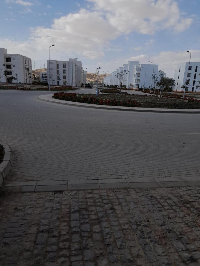 شاليه فرش فندقي بقرية بالميرا بيتش العين السخنه للعائلات Айн-Сохна Екстер'єр фото