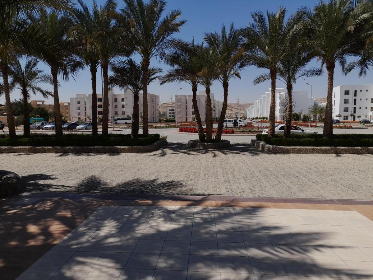 شاليه فرش فندقي بقرية بالميرا بيتش العين السخنه للعائلات Айн-Сохна Екстер'єр фото
